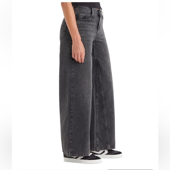 Levi's ‼️‼️
Women's '94 Baggy Spliced
Cotton Wide-Leg Jeans - Picture 3 of 7